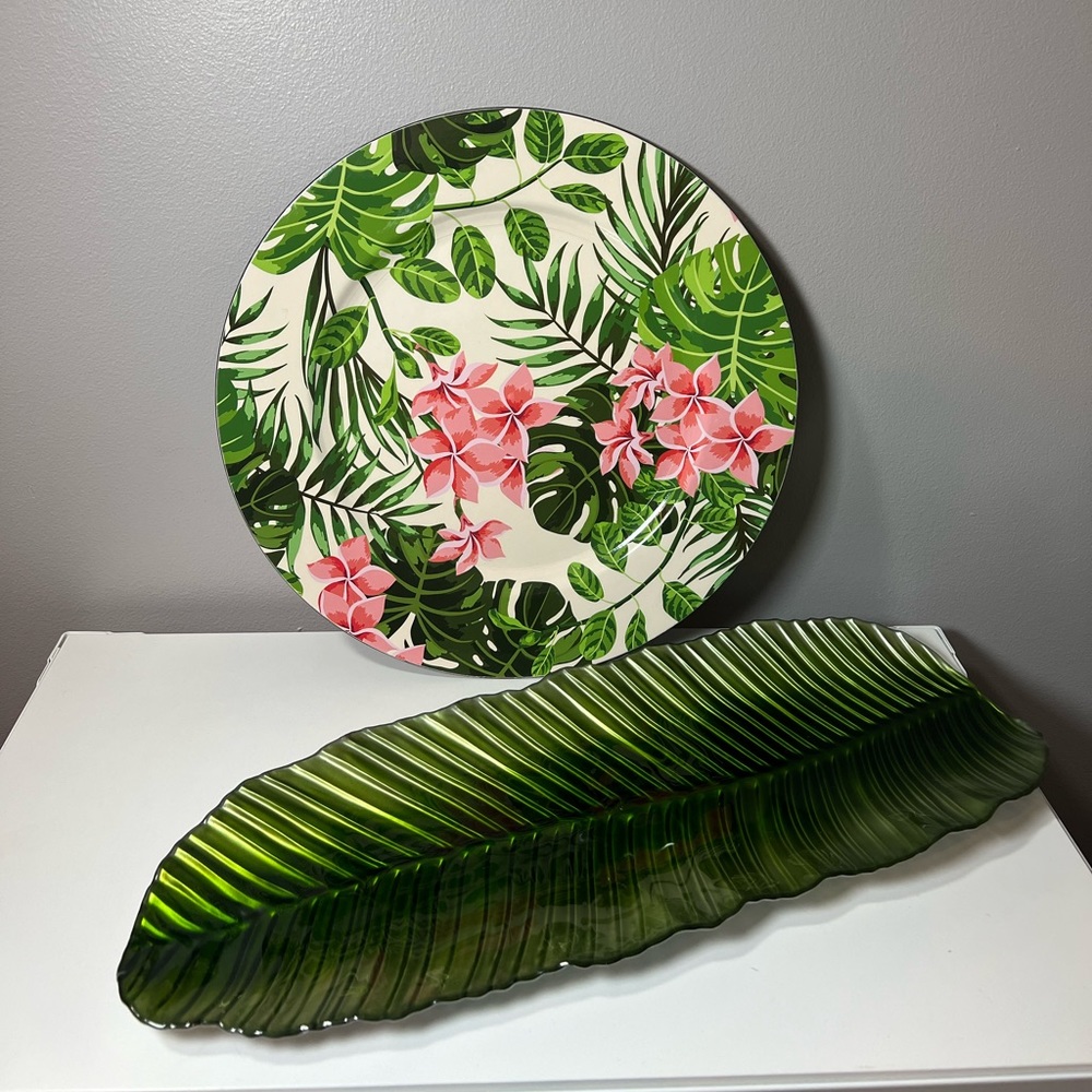 Palm Leaf tray and decorative charger